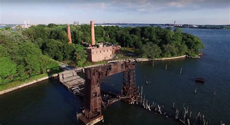 brother island new york city